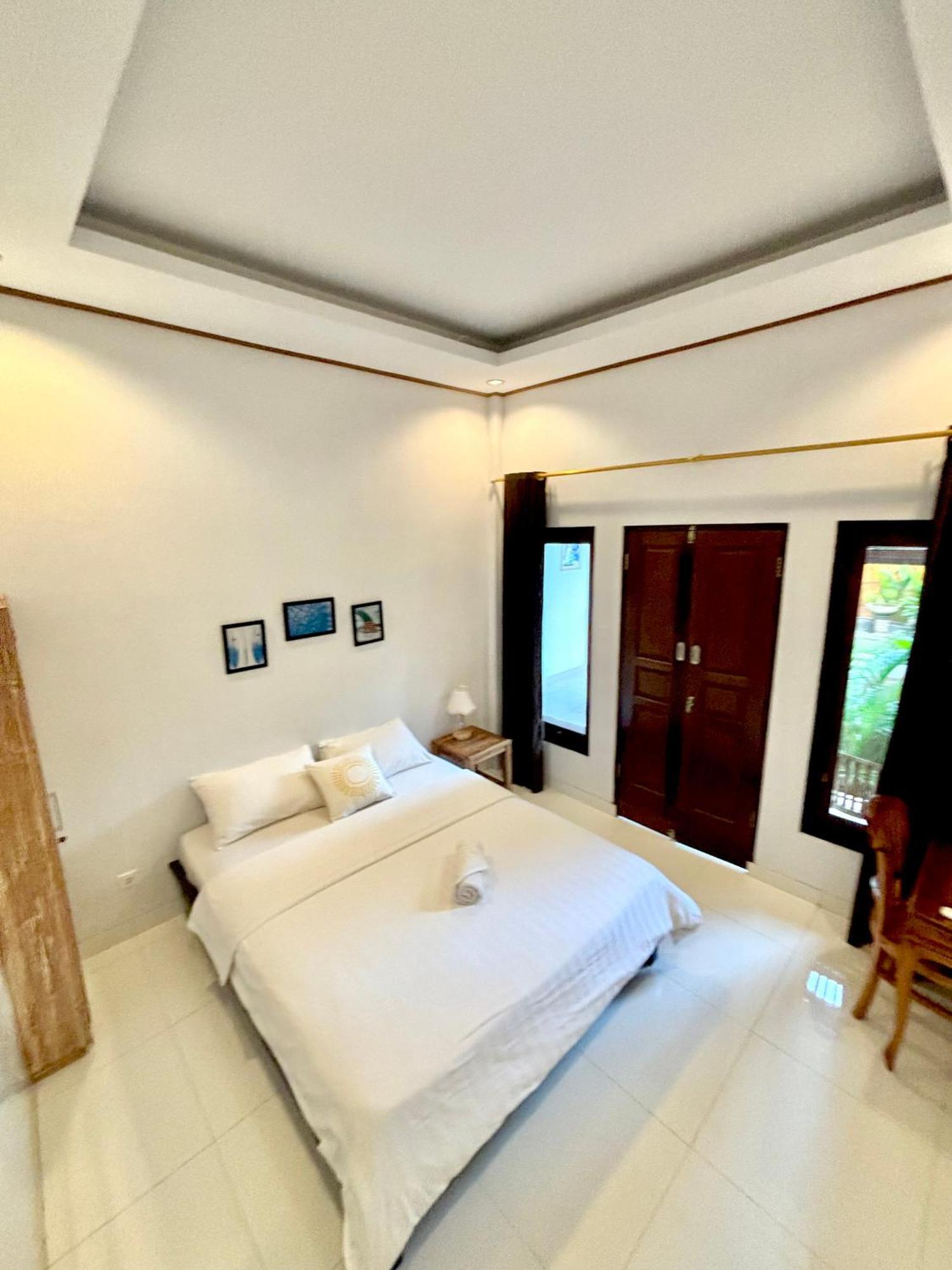 The Lima Home Stay In Canggu ภายนอก รูปภาพ