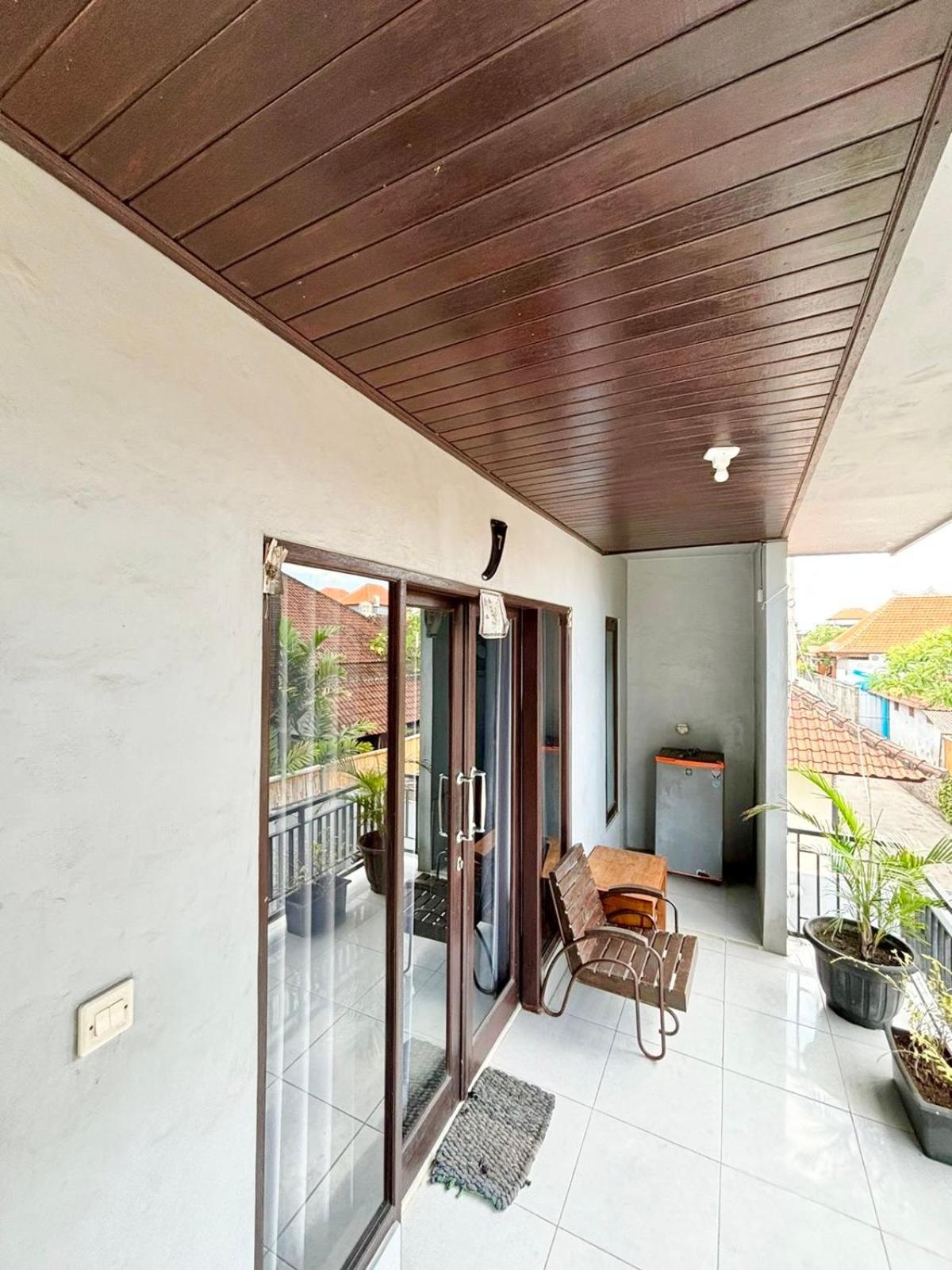 The Lima Home Stay In Canggu ภายนอก รูปภาพ
